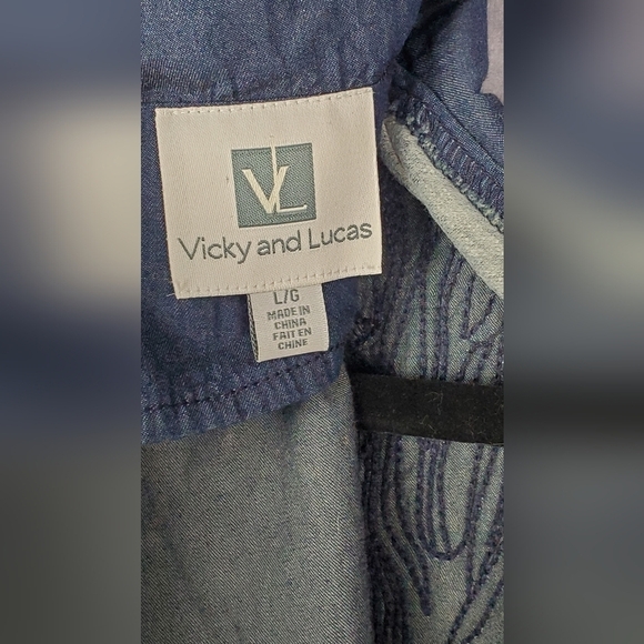 Elegant Blue Midi Dress - Picture 10 of 12